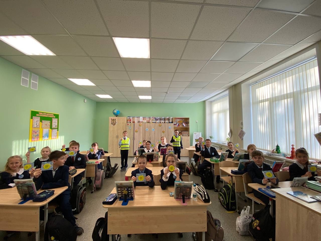 Безопасность на дорогах – наш приоритет! Безопасность на дорогах – наш приоритет!.
