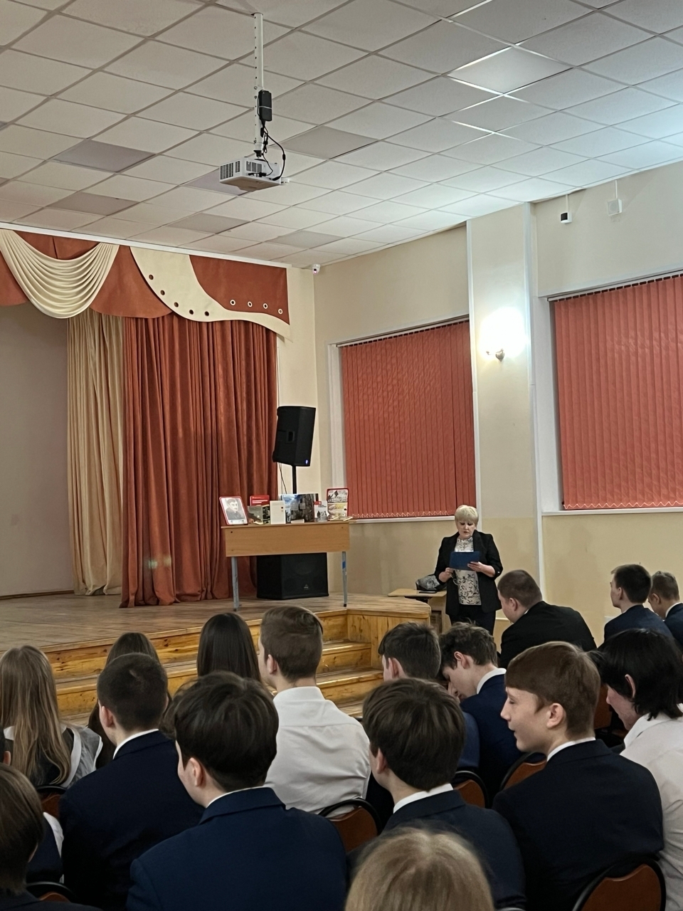 2 февраля наша страна отмечала 83-ю годовщину со дня окончания Великой битвы за Сталинград, ставшей символом невиданного в мировой истории мужества и стойкости нашего народа 2 февраля наша страна отмечала 83-ю годовщину со дня окончания Великой битвы за Сталинград, ставшей символом невиданного в мировой истории мужества и стойкости нашего народа.